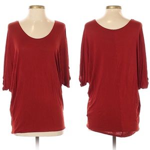 4/$15 💗 LYSS LOO Size S Oversized Blood Orange Top